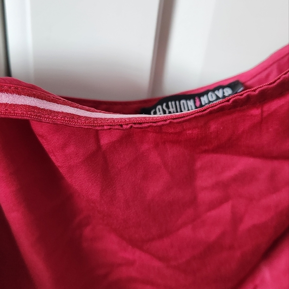 FASHION NOVA Red ruffles flamenco style blouse - Picture 7 of 11